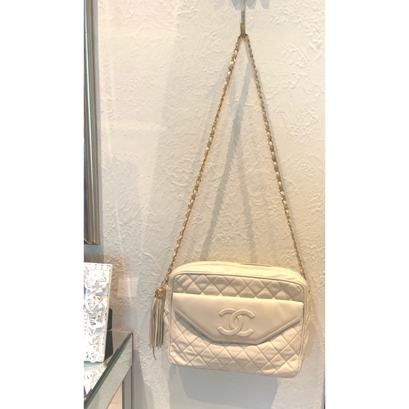 Chanel shoulder camera bag - Picture 3 of 5